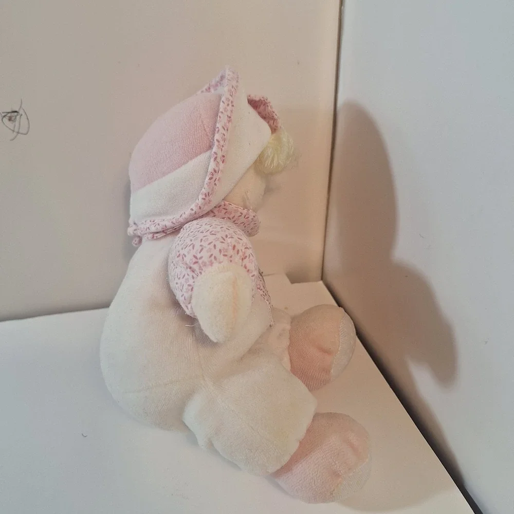 Carter's by Prestige Toy Corp. Vintage Baby Doll Rattle Blonde Hair Plush‎